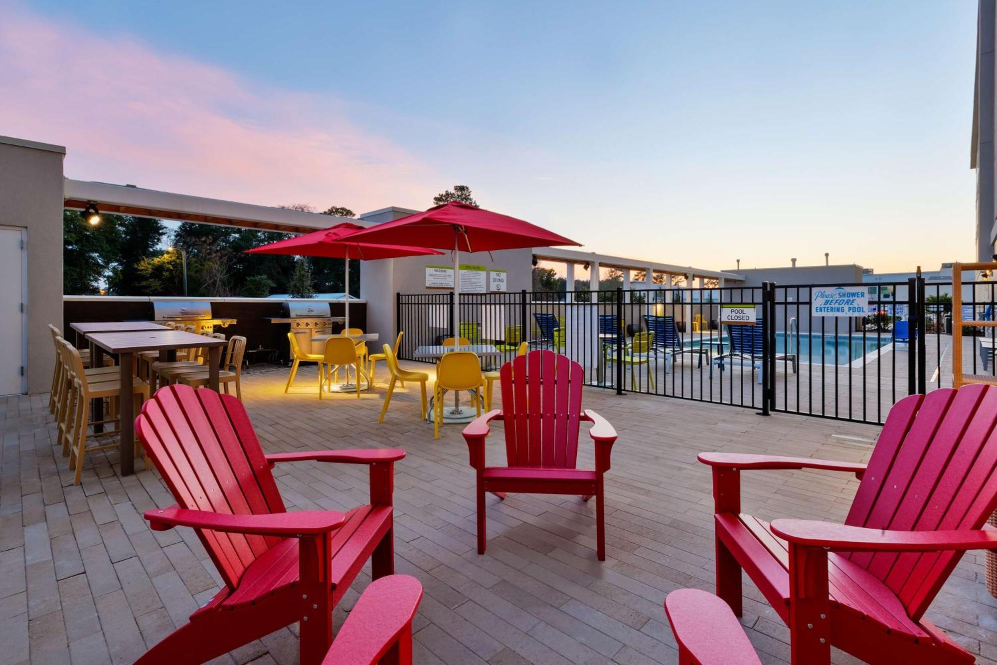 Home2 Suites Wilmington Exterior photo